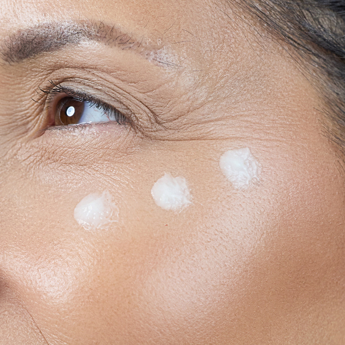 Lift & Plump Gold Eye Cream