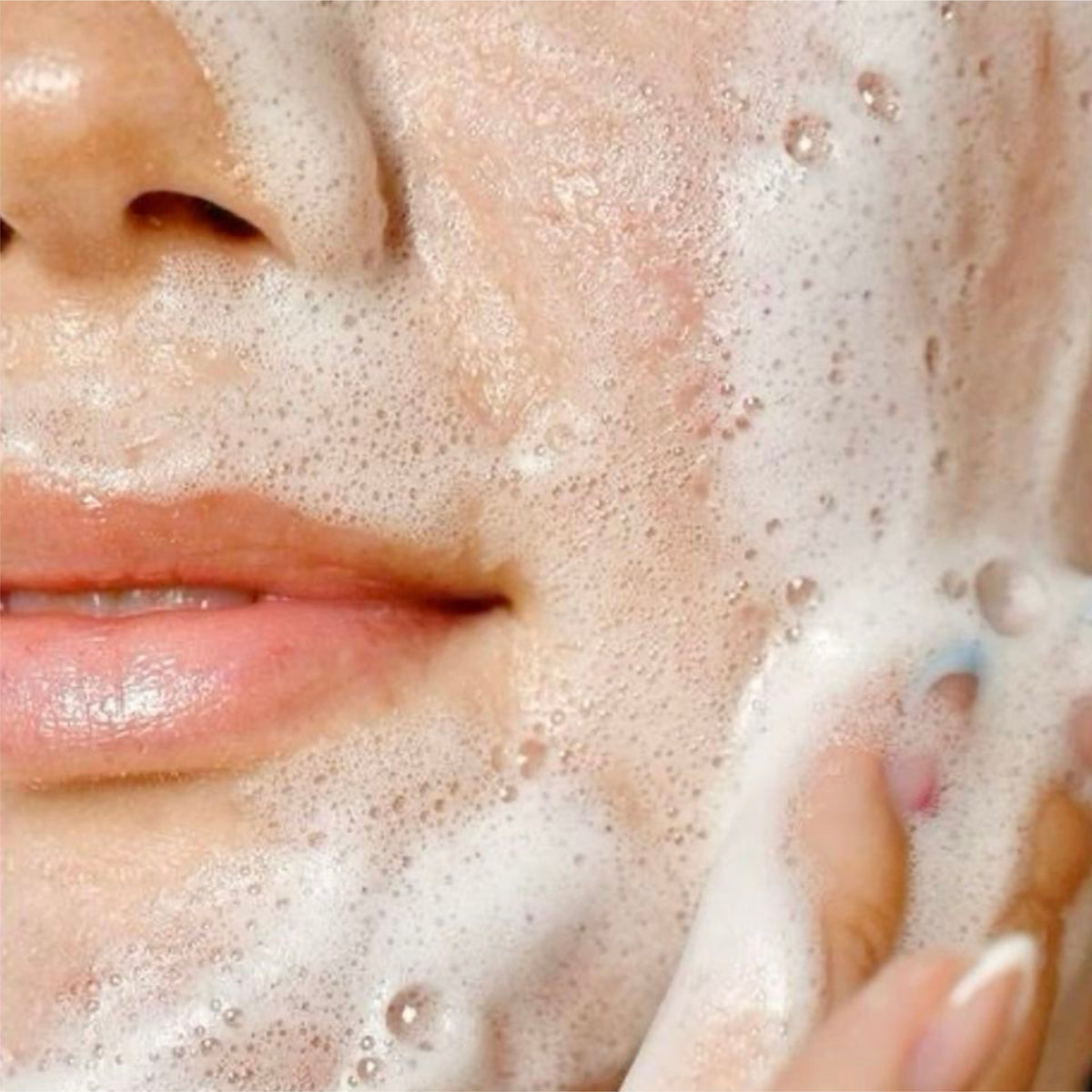 Lux Gentle Cleansing Foam Idra-Detox